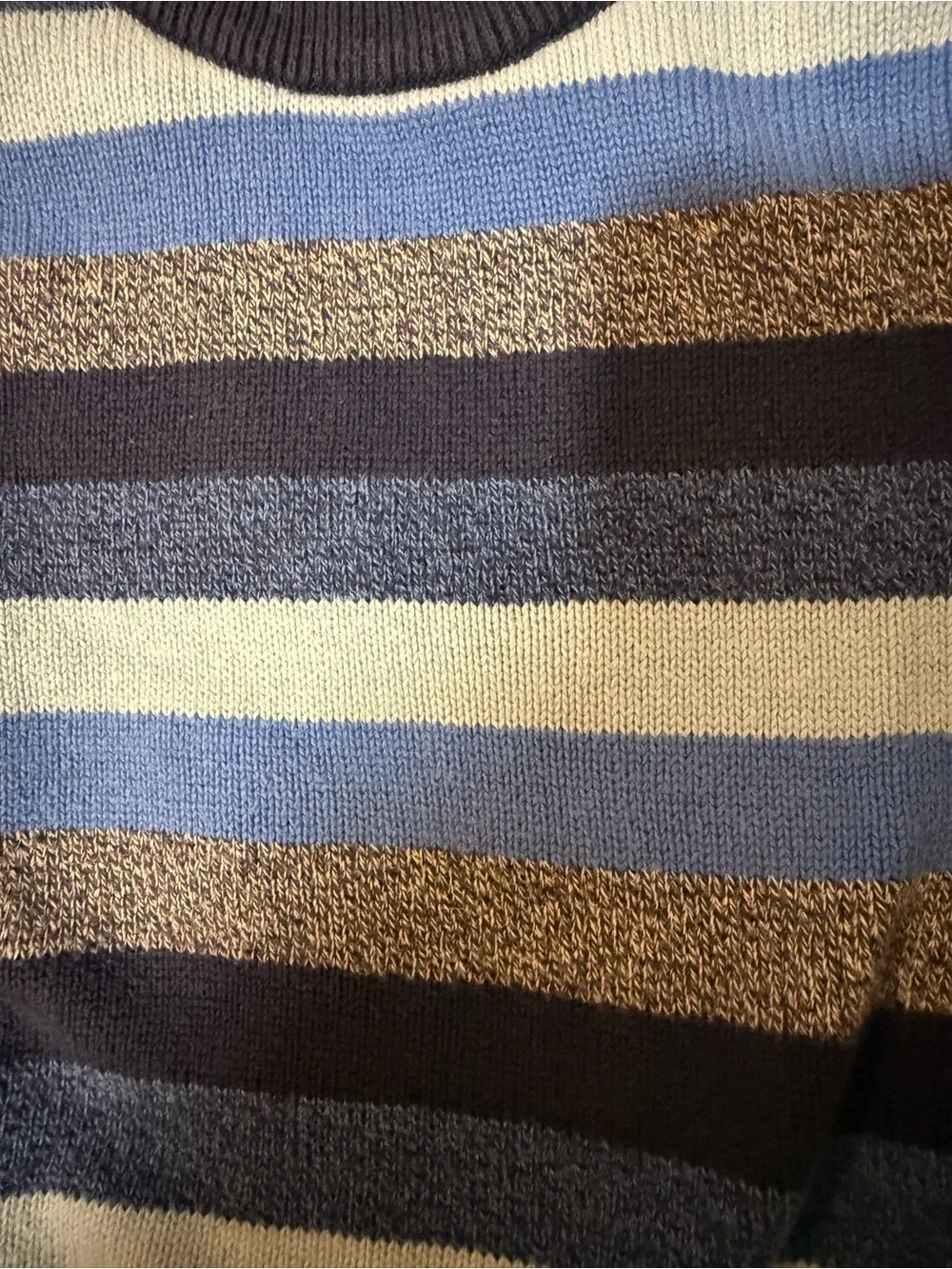 GAP classic crewneck